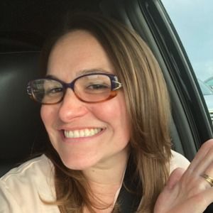 Meet your Posher, Leslie